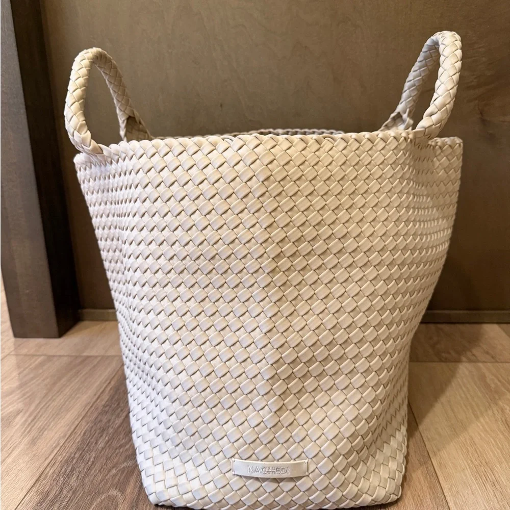 Naghedi St Barth Large Tote White - Picture 2 of 7